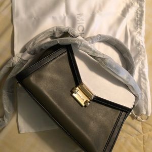 Micheal Kors Whitney Medium leather Satchel